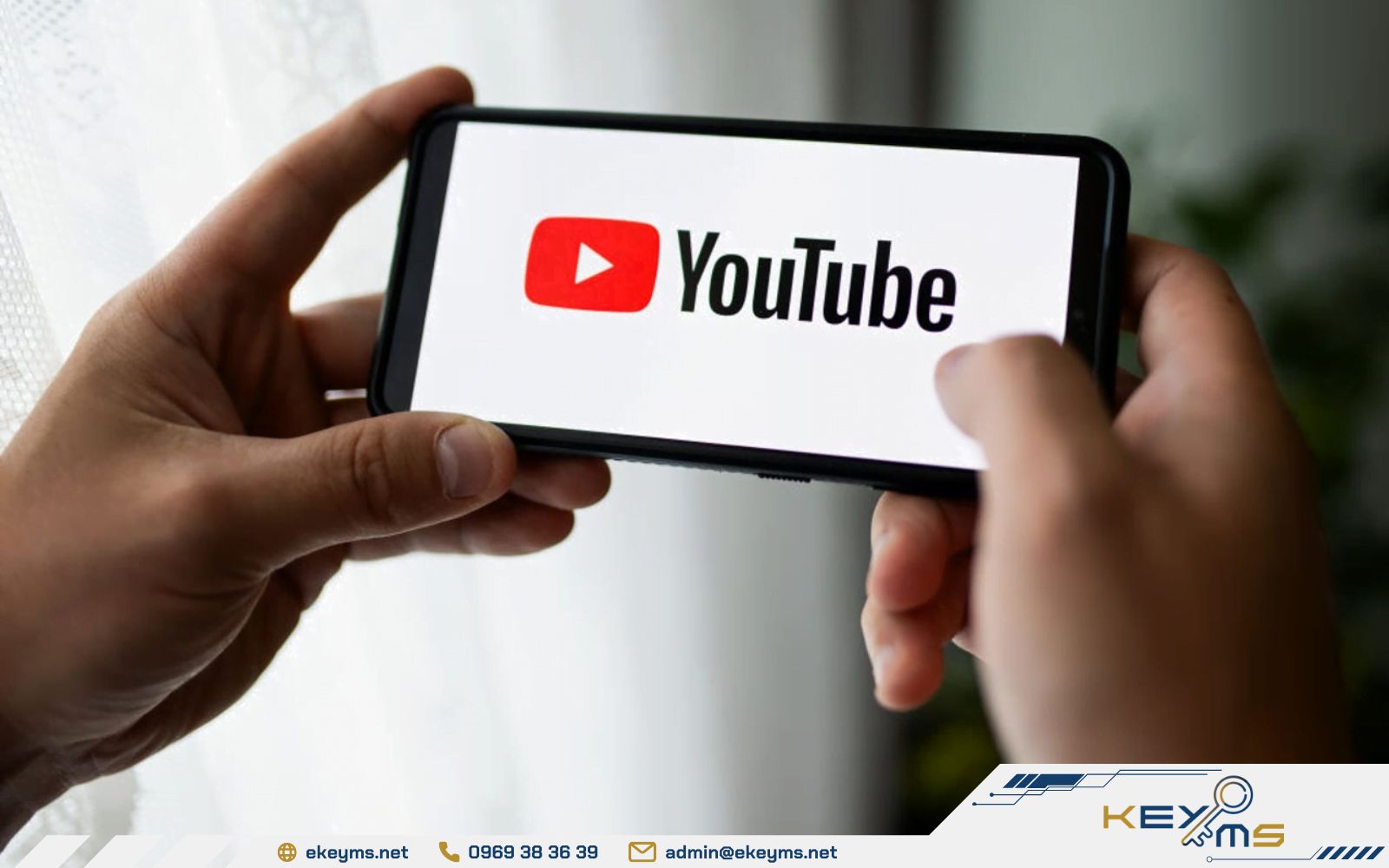 tại sao đang xem youtube bị thoát ra?